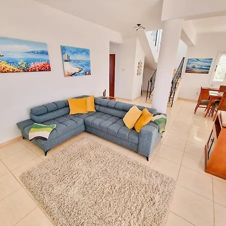 Villa Malama